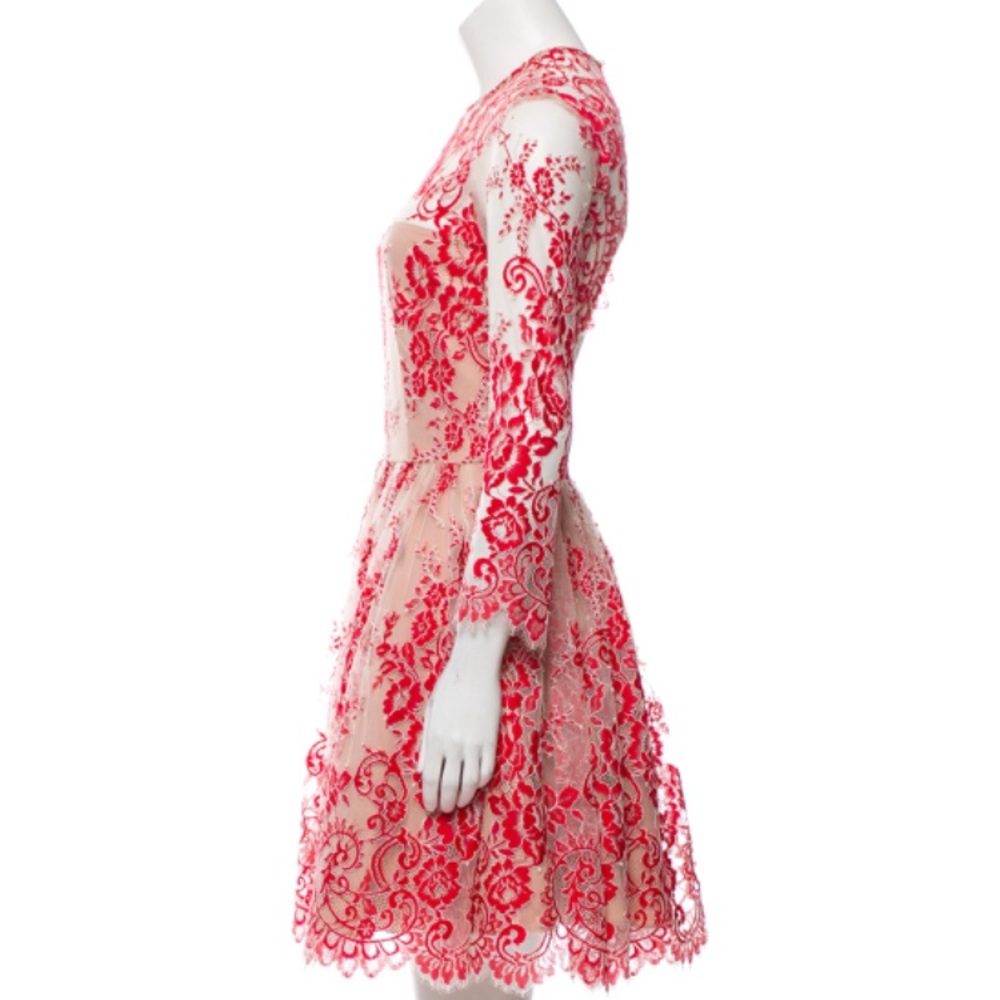 ALEXIS Bella Dress size S red nude lace - Picture 3 of 5